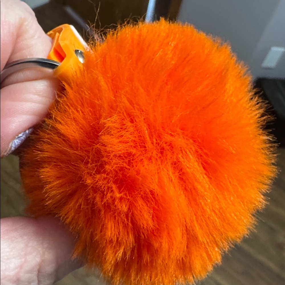 Orange Cat Donut Keychain with poof - Picture 7 of 7